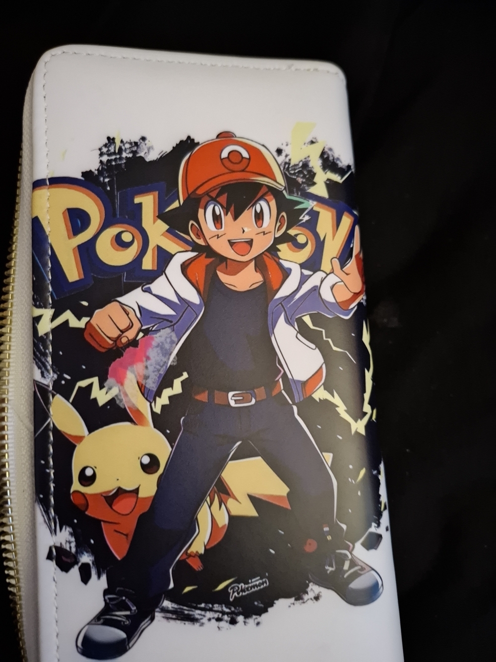 Pokémon Ash Ketchum & Pikachu Zip-Around Wallet Zipper White new w/ o tags